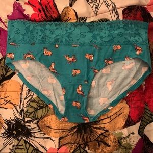 🆕 NWT Victoria’s Secret Lace Panty